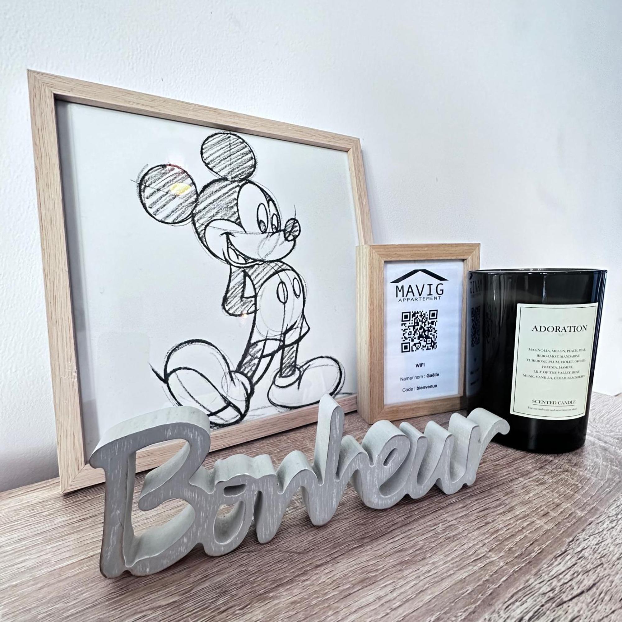 מונטבראן Beautiful Apartment * Parking* Disneyland 10 Min מראה חיצוני תמונה
