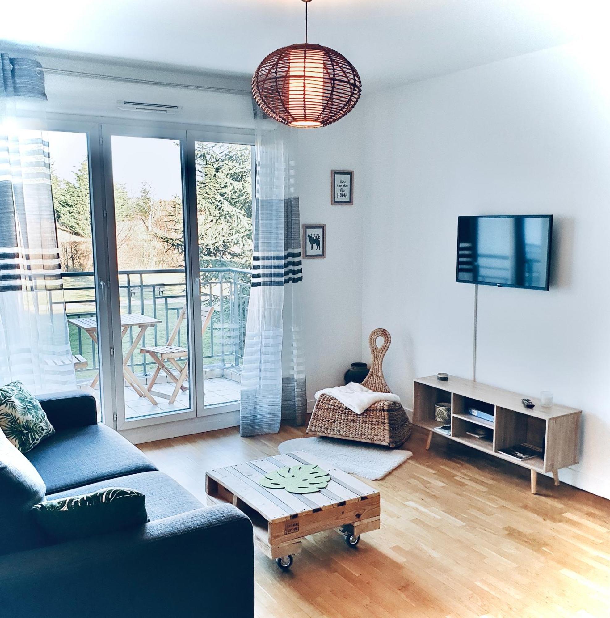 מונטבראן Beautiful Apartment * Parking* Disneyland 10 Min מראה חיצוני תמונה